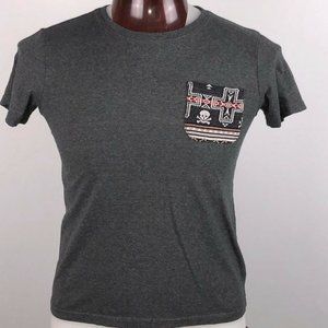 Beautiful Giant Gray Skull Pocket T Shirt s